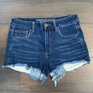 AE Hi-rise Shorts